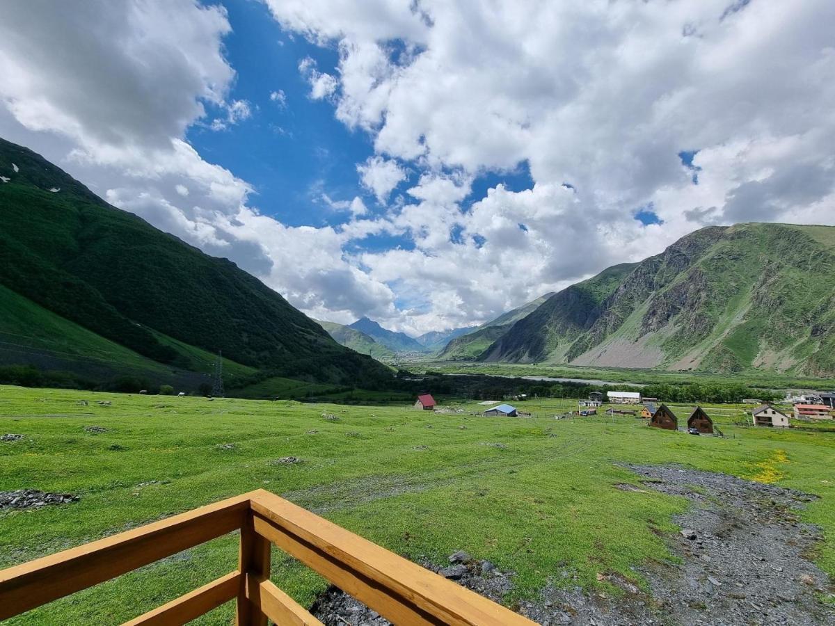 Memory Hut_Kazbegi Apartment ภายนอก รูปภาพ