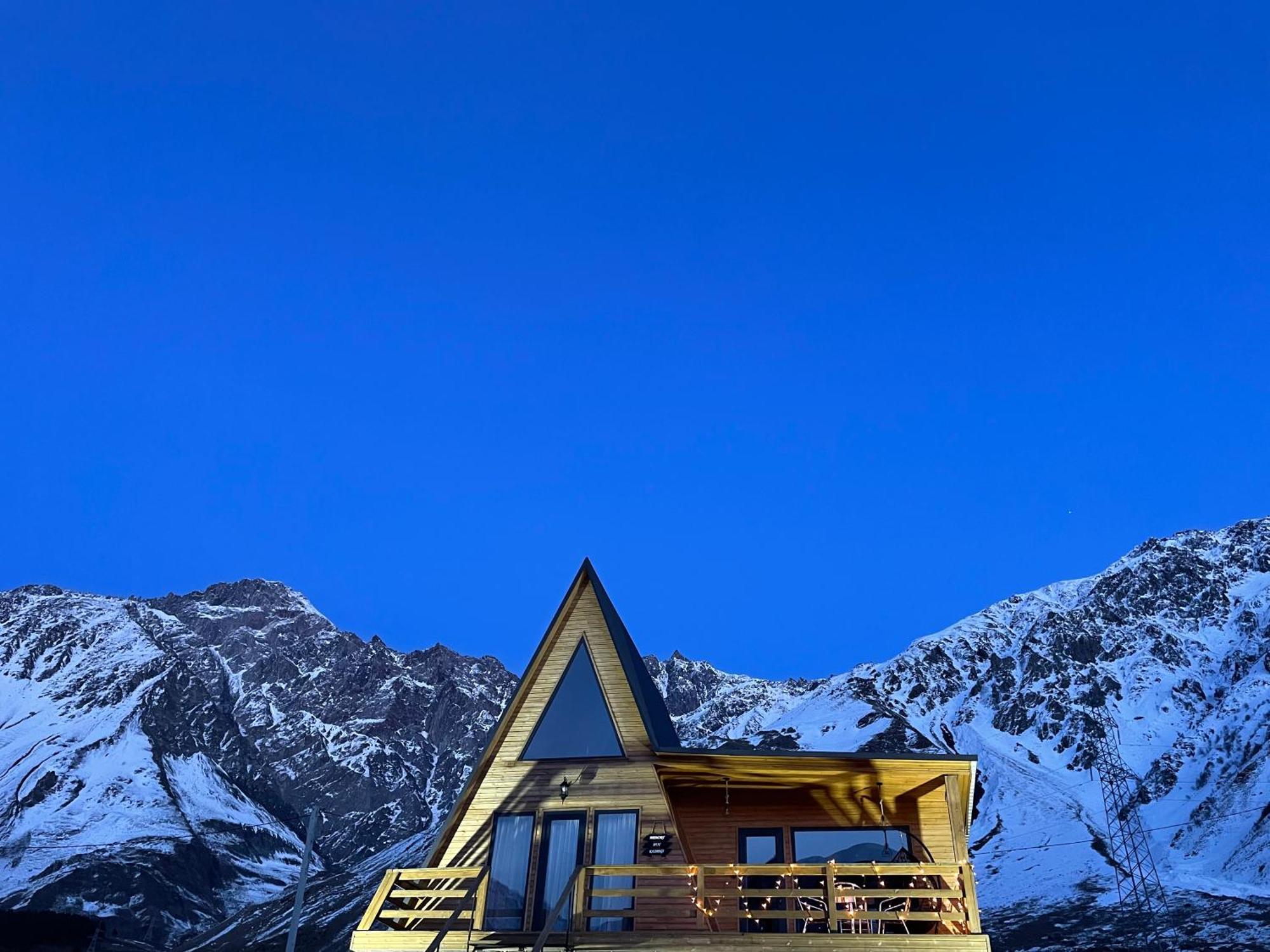 Memory Hut_Kazbegi Apartment ภายนอก รูปภาพ