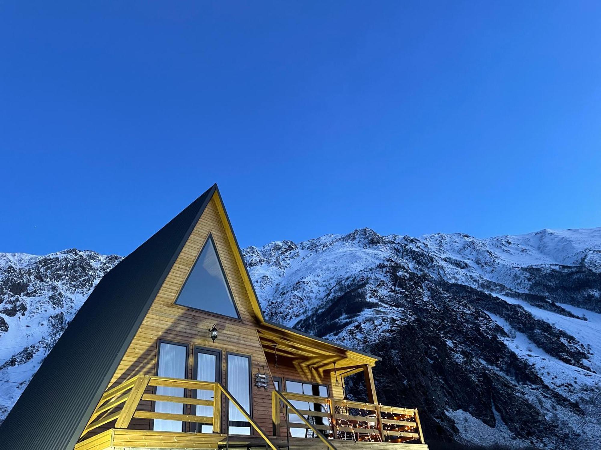 Memory Hut_Kazbegi Apartment ภายนอก รูปภาพ